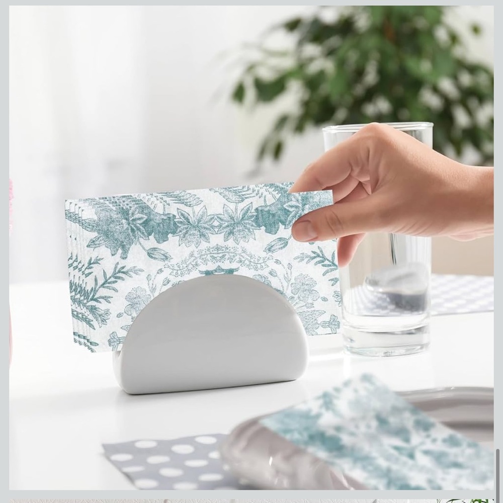 Floral liner feel disposable napkins - Picture 5 of 6